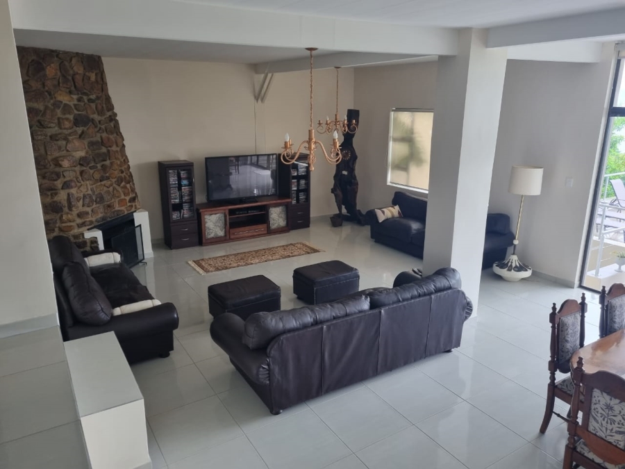 5 Bedroom Property for Sale in Meerhof North West